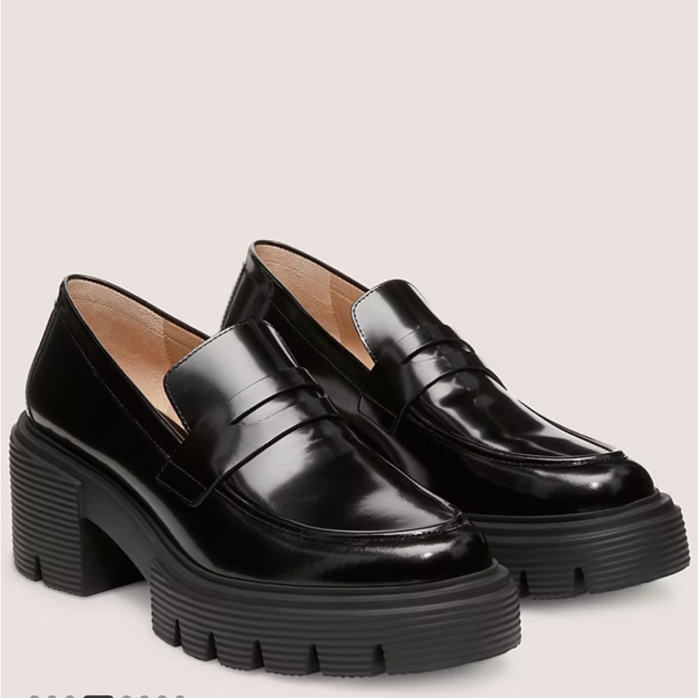 [LIKE NEW] STUART WEITZMAN SoHo Loafer - US 8 - Black Leather